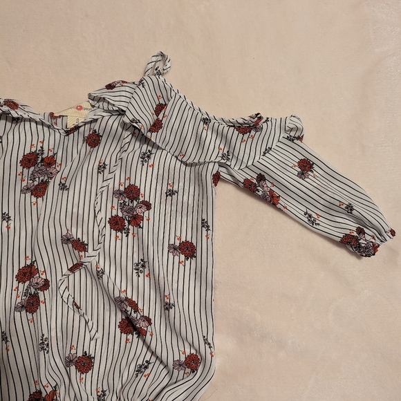 3/$15🧡 Wishful Park Girl's Top - Picture 5 of 11